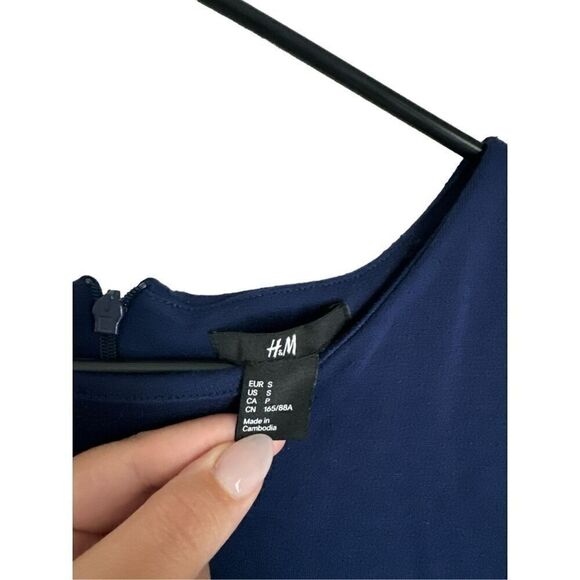 H&M sz S Womens Navy Blue Puff Sleeve Fit Flare Scoop Neck Dress Preppy Academia - Picture 4 of 5